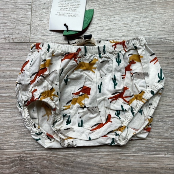 NWT Red Caribou Magic in the Desert Baby Bloomers Cotton Wild Horses 6-9 months - Picture 2 of 7
